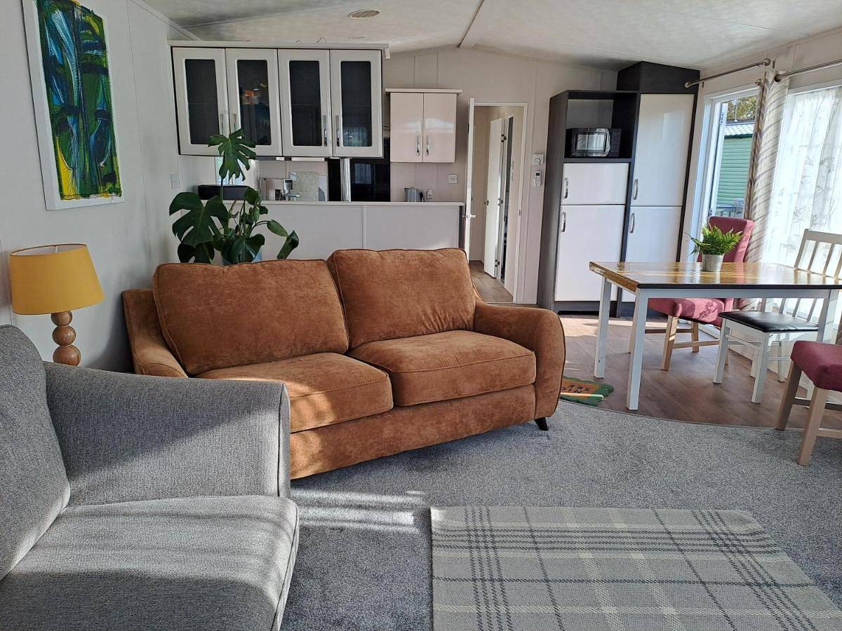 Mobile Home in Northampton, Northamptonshire