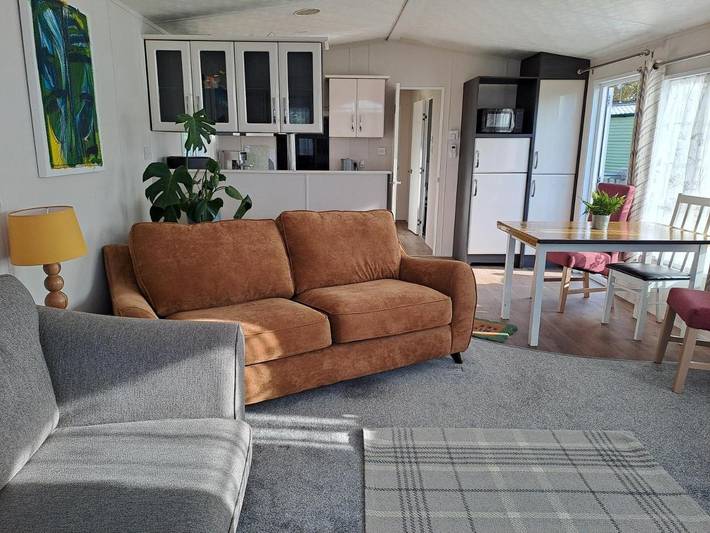 Glamping for 4 people, with pets in Northamptonshire