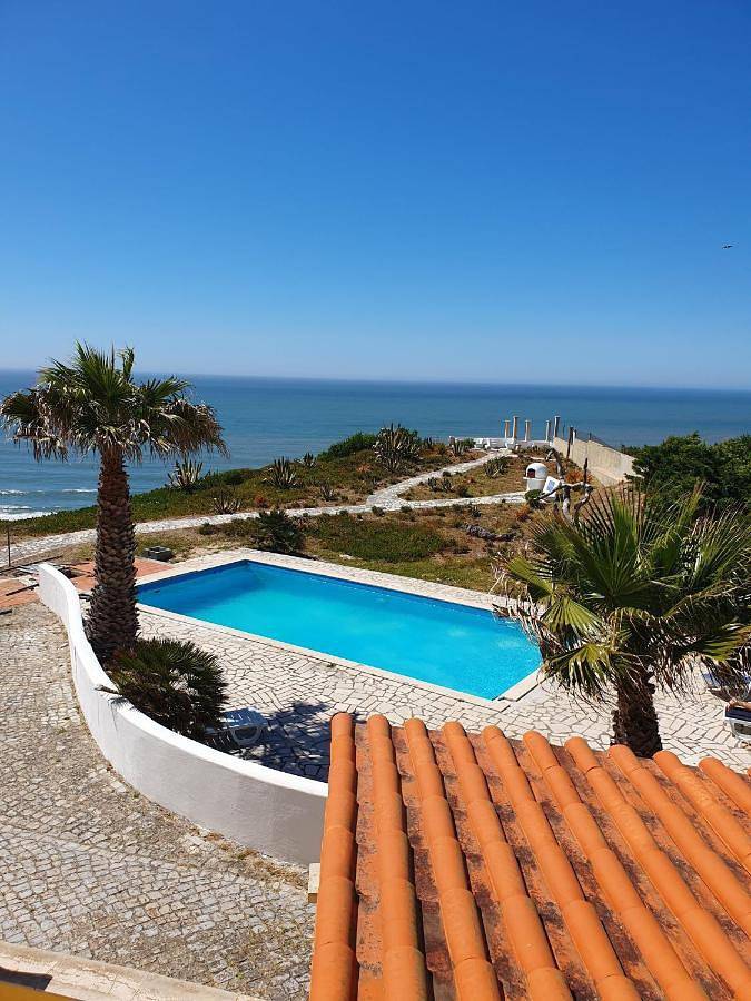 Casa de férias para 6 pessoas, com Varanda e Terraço e ainda Jardim and Piscina em Marinha Grande