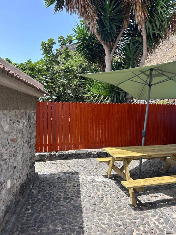 Gîte pour 2 personnes, avec vue et terrasse à Paul Do Mar - 2