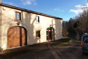 Gîte pour 7 personnes, avec terrasse et jardin à Bongheat