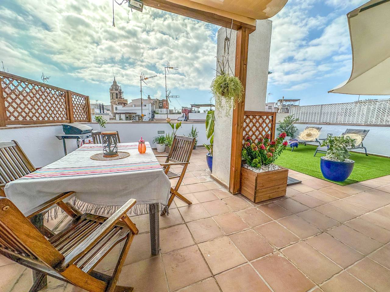 Geheel appartement, Vakantieappartement voor 6 personen met terras in Sitges, Garraf