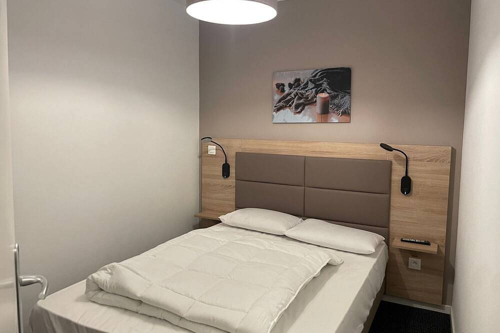 Appartement entier, Studio cabine à Gourette, 6 pers, piscine, animaux admis in Gourette, Eaux-Bonnes