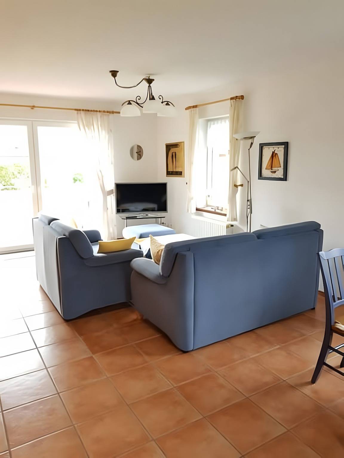 Ferienhaus 'Haus Kiki in Dornumersiel' mit privater Terrasse, Garten und Wlan in Westeraccumersiel, Dornum