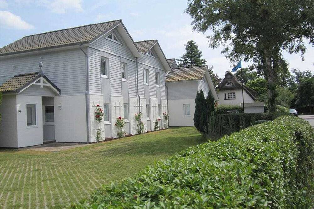 Haus Odin Komfortable Ferienresidenz in Geltinger Birk, Nieby