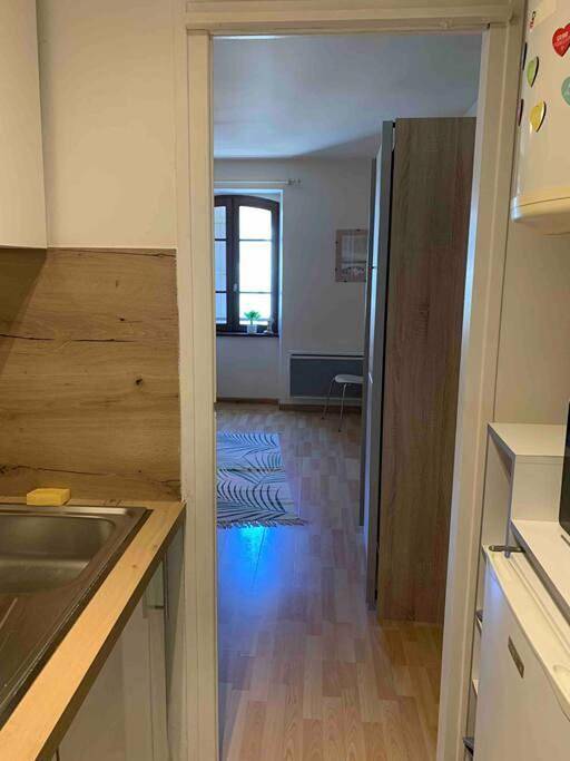 Appartement entier, One-Bedroom Apartment in Aubenas, Ardèche
