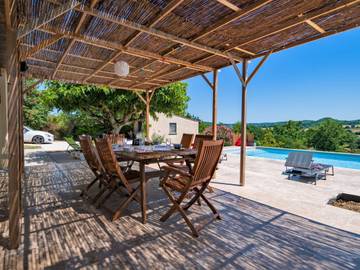 Maison de vacances pour 6 personnes, avec vue ainsi que jardin et terrasse dans le Lot-et-Garonne