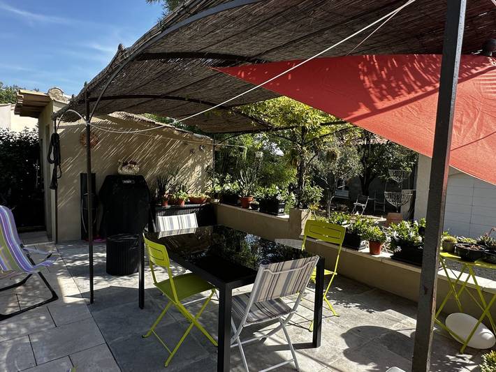 Location de vacances pour 2 personnes, avec jardin et piscine dans le Luberon - 2