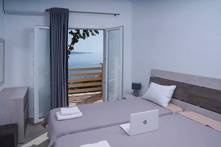 Villa Vasso Two-Bedroom Sea View Residence near Kerasia Beach in Paralia Kerasia, Korfu