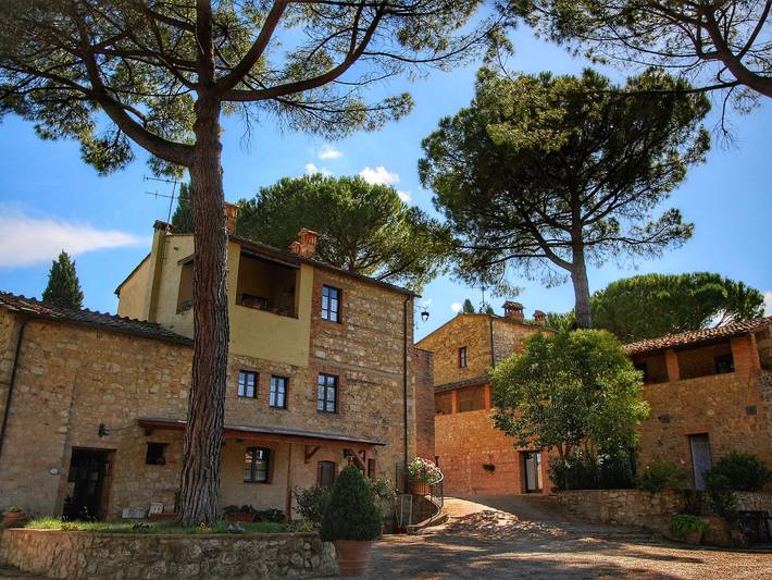 Agriturismo per 3 persone, con Terrazza e Giardino nonché Piscina a Mensanello