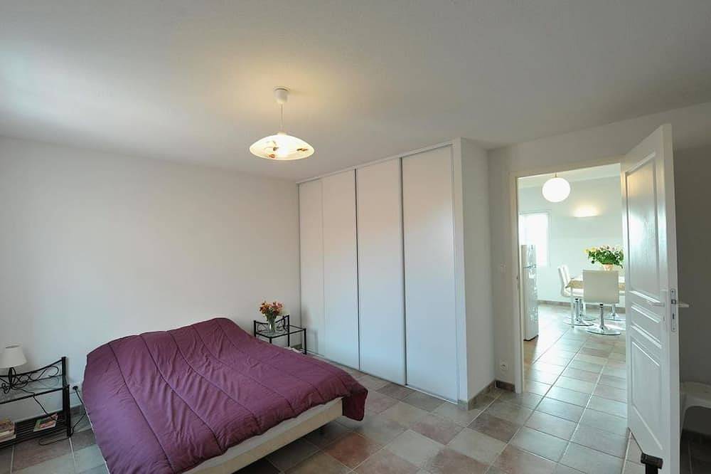 Apartamento entero, 50m from the beach, 2 apartments side by side, sea view, tip of the Giens peninsula in Hyeres, Parque nacional Port-Cros