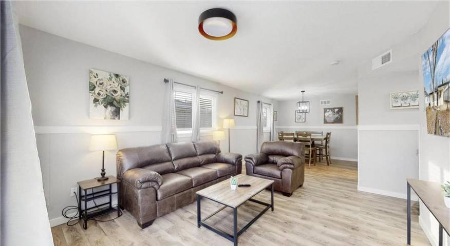 Ferienhaus für 10 Personen, mit Terrasse und Garten, mit Haustier in Aurora