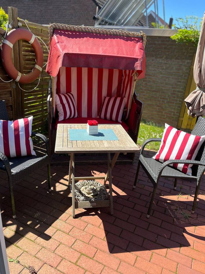 Ferienwohnung für 2 Personen, mit Terrasse und Garten in Burgstaaken