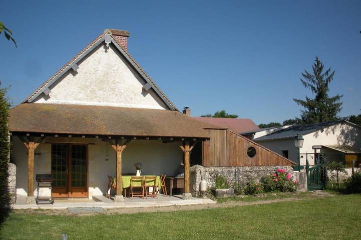 Gîte pour 5 personnes, avec Terrasse et Jardin