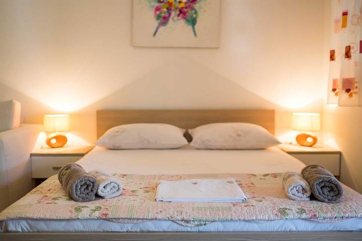 Studio entier, Studio apartment Iva with terrace in Ville de Krk, Krk