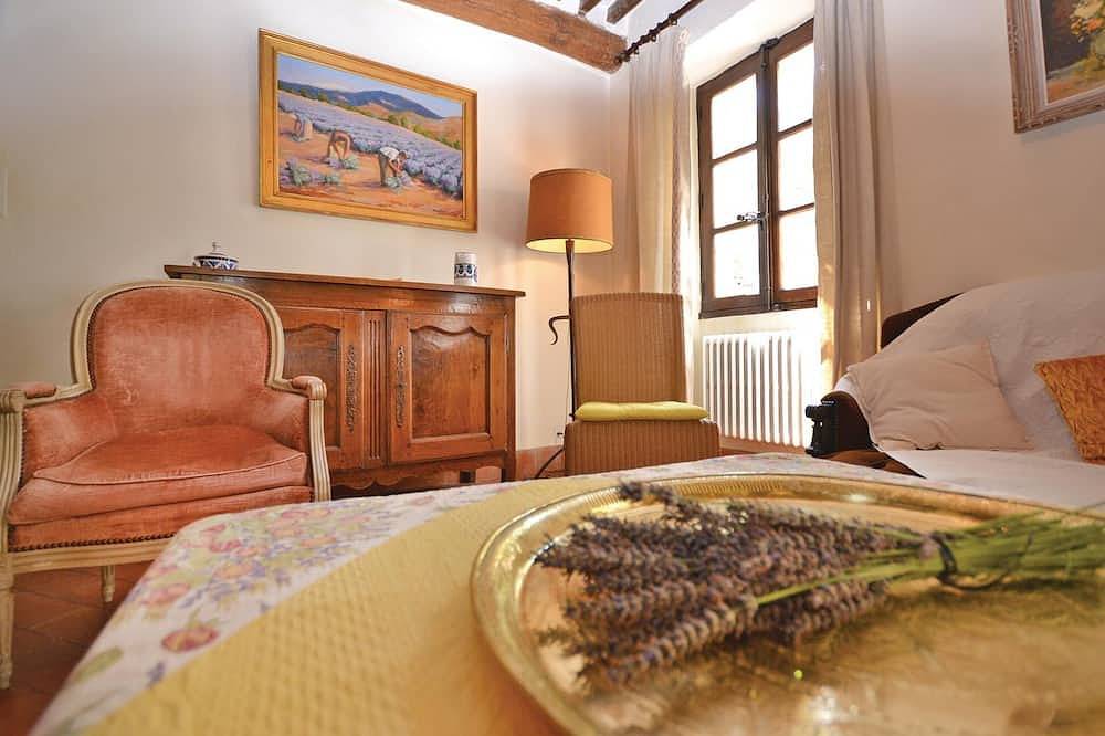 Maison confortable de 3 chambres à. in Sault, Parc naturel régional du Mont-Ventoux