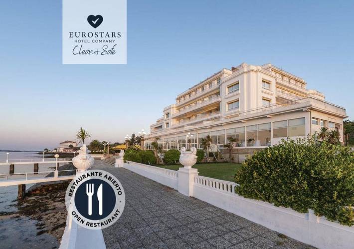 Hotel para 10 personas, con terraza y sauna además de jardín y piscina - 1