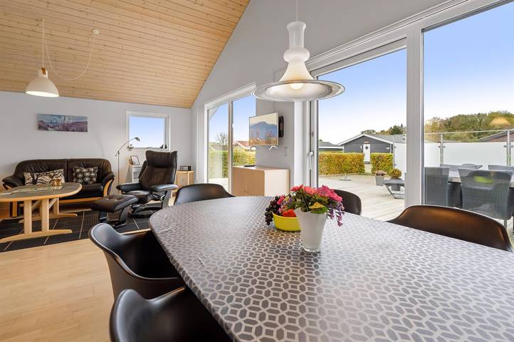 Ferienhaus für 6 Personen, mit Garten und Terrasse in Binderup Strand - 4