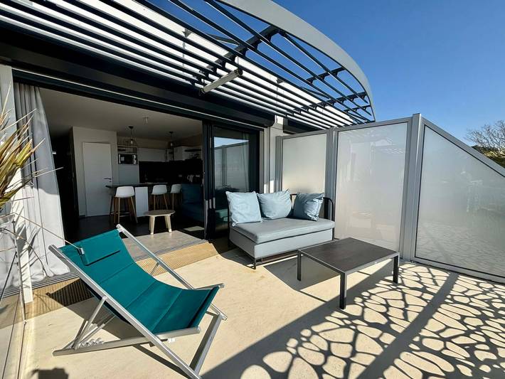 Appartement de vacances pour 6 personnes, avec piscine et terrasse, animaux acceptés