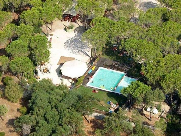 Camping für 2 Personen, mit Kinderpool und Pool auf Sardinien