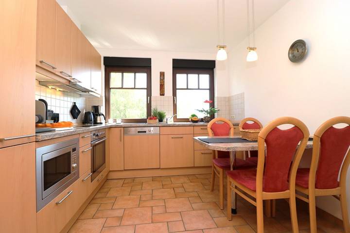 Ferienwohnung für 4 Personen, mit Ausblick und Balkon in Prerow - 2