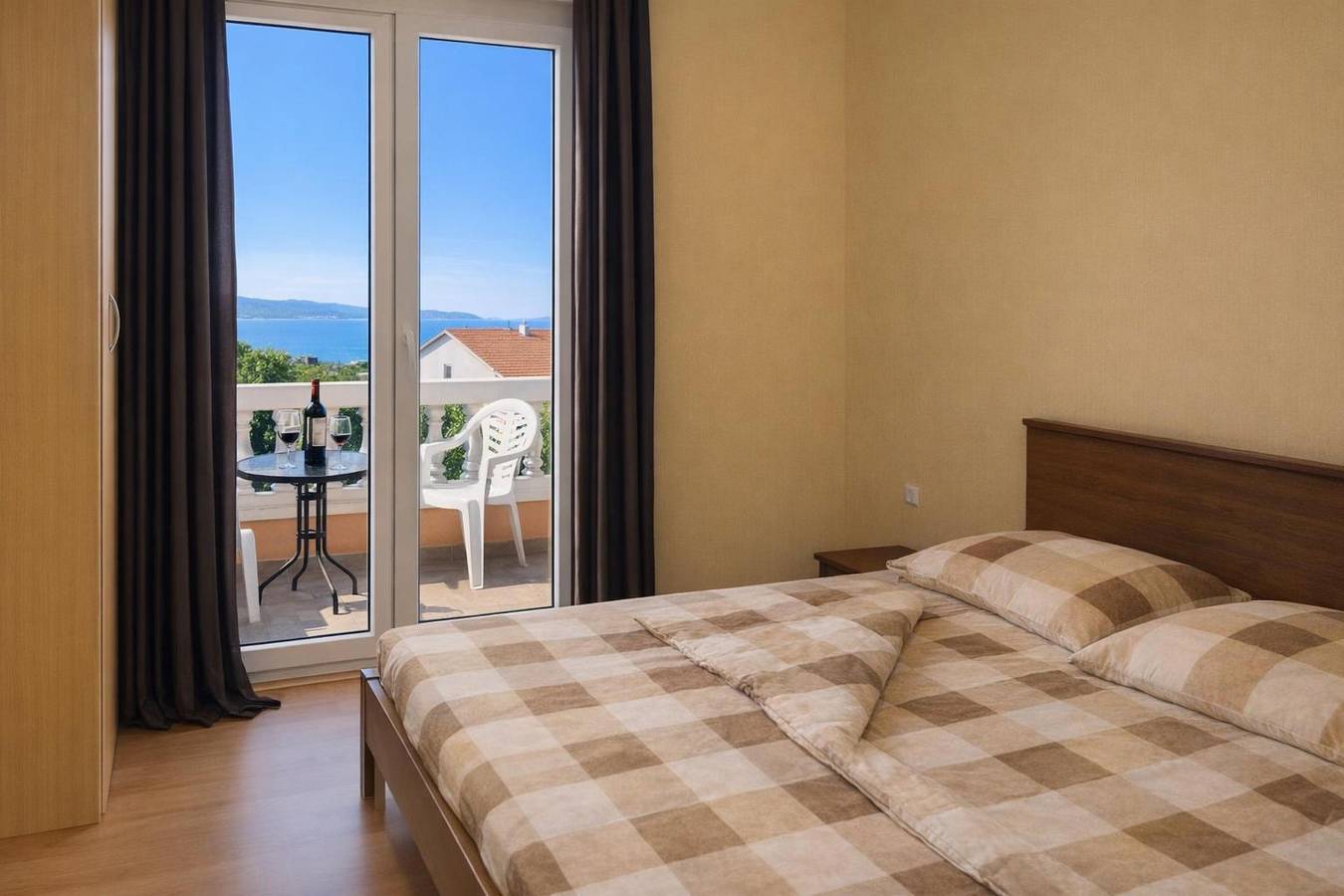 Ganze Wohnung, Pool Apt 2 - Novi Vinodolski (Sea View) in Novi Vinodolski, Primorje-Gorski Kotar