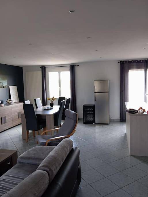 Location de vacances pour 4 personnes, avec terrasse et jardin à Merrey-sur-Arce