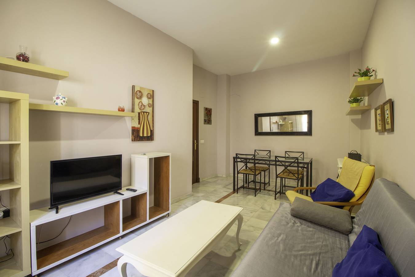 Entire apartment, San Fernando Ii in San Fernando, Costa de la Luz