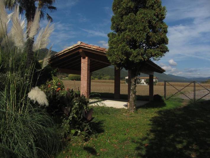 Casa rural para 4 personas, con vistas además de piscina y jardín en Garrotxa - 3