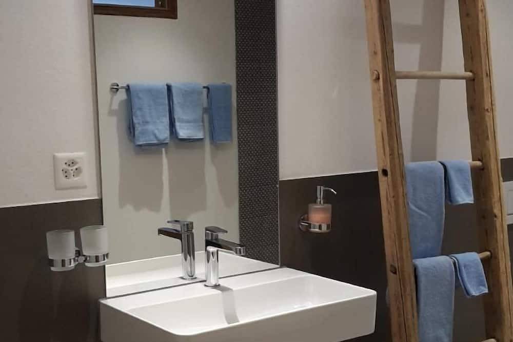 Ganze Wohnung, Ferienwohnung Bergün / Bravuogn für 1 - 5 Personen mit 2 Schlafzimmern - Ferienwohnung in Bergün, Engadin