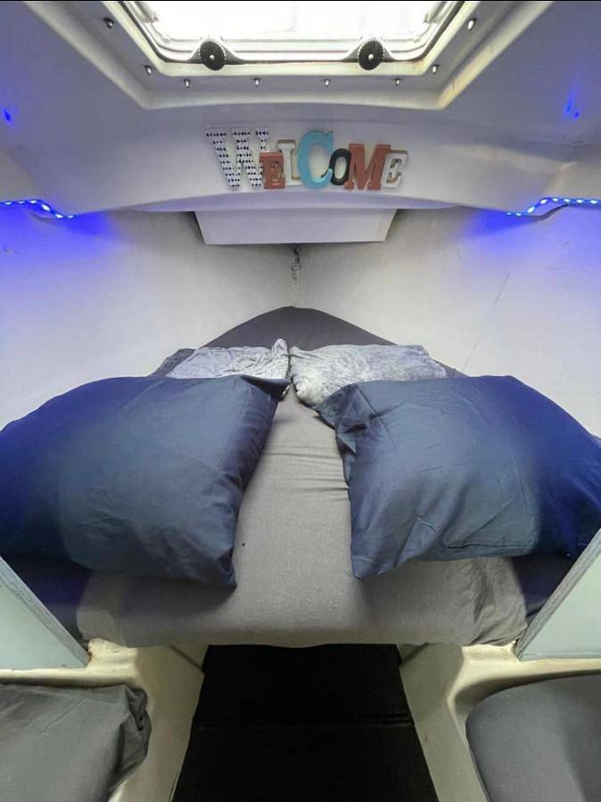 Bateau pour 3 personnes, avec vue, animaux acceptés en Normandie - 3