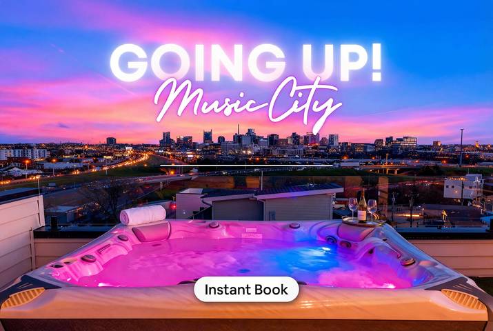 Vacation house for 12 people, with balcony, kid friendly in Nashville