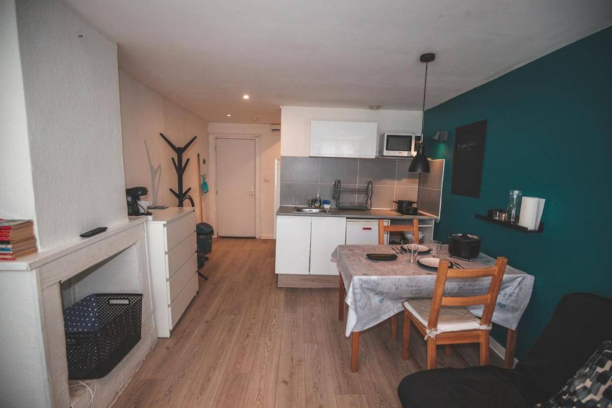 Appartement entier, Studio moderne tout équipé au pied des monuments in Le Puy-en-Velay, Haute-Loire