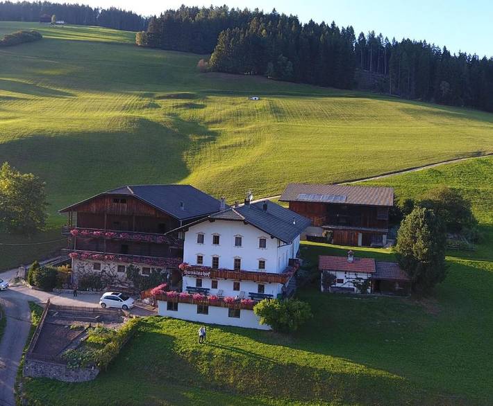 Casa vacanza per 4 persone, con Terrazza e Giardino a Braies