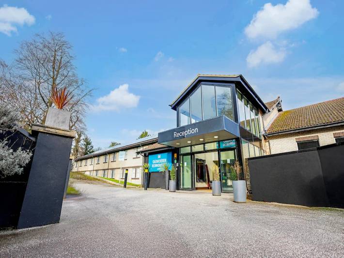Hotel, mit Garten und Pool sowie Sauna in England