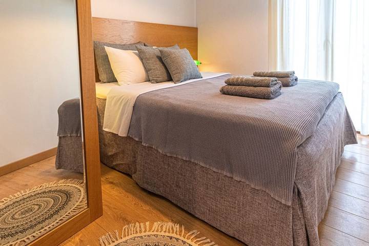 Ferienhaus für 8 Personen, mit Meerblick und Balkon sowie Terrasse und Garten auf Skiathos - 2