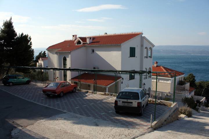 Ganze Wohnung, Studio Appartement mit Terrasse und Meerblick Balica Rat, Omis As-4868-g in Stanici, Omis-Riviera