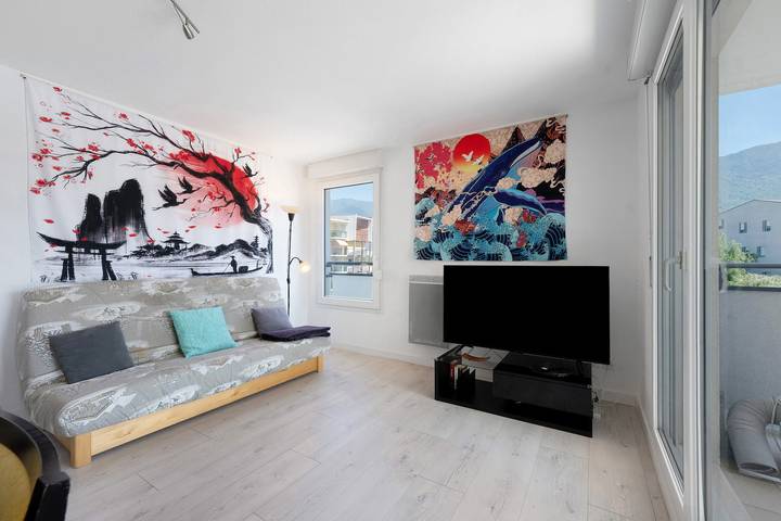 Entire apartment, Apartment 'T3 Comfort, Pool, Terrace' with Mountain View, Wi-Fi and Air Conditioning in Albertville, Albertville region