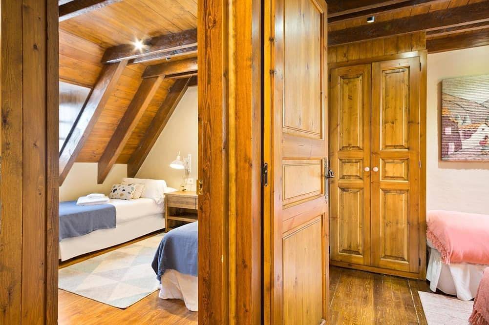 Luderna - Casa con terraza Cuylas in Baqueira, Alto Arán