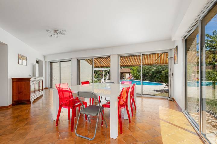 Location de vacances pour 8 personnes, avec jardin ainsi que terrasse et piscine au Grau-d'Agde - 4