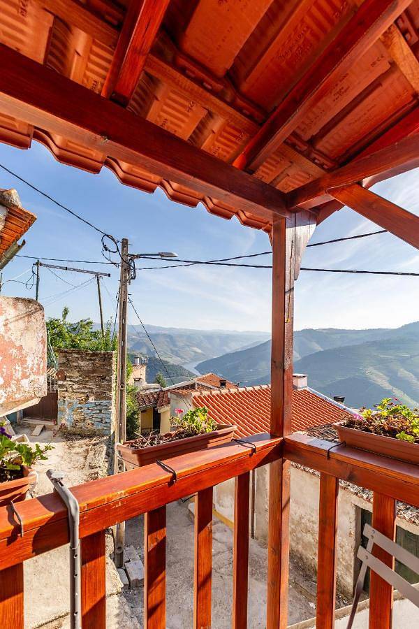 Location de vacances pour 6 personnes, avec balcon et vue à Pinhão - 2