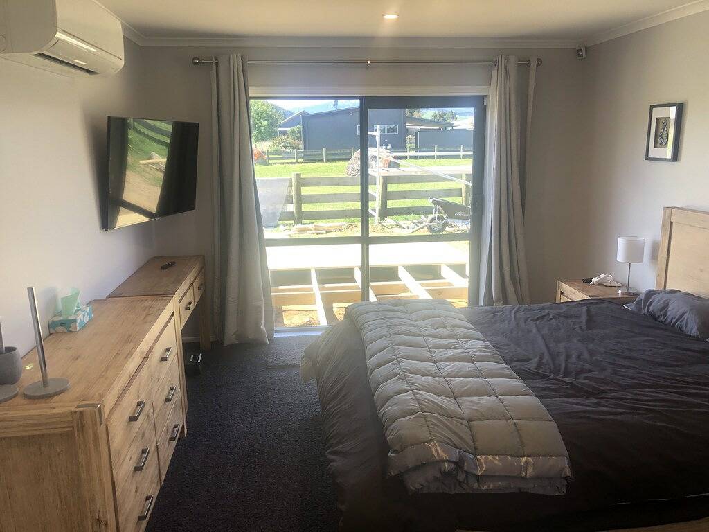 Solar on Snowmass Drive 30c Orange Door in Ohakune, Ruapehu District