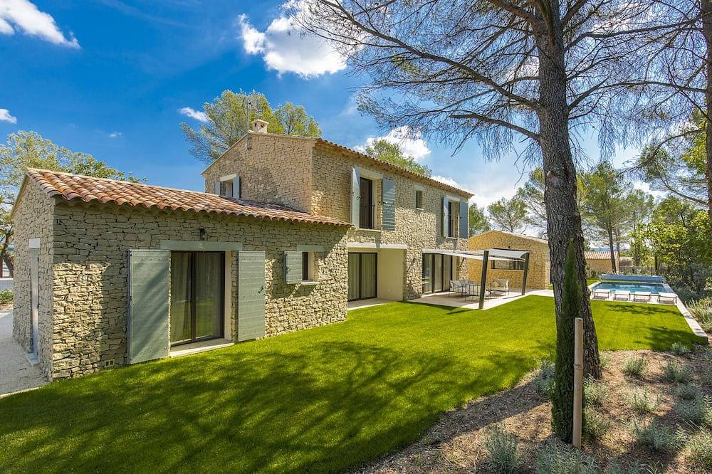 Villa pour 8 Personnes dans Gordes, Parc naturel régional du Luberon