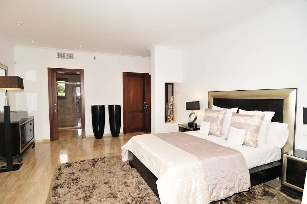 Villa mit privat Pool, Grill, Schaukel,Tennisplatz,Volleyballplatz, Fitnessraum in Son Gual, Palma