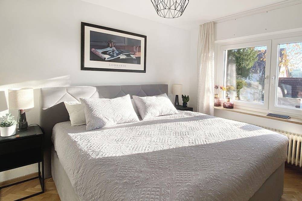 Ganze Wohnung, Neues Apartment Ani, zentrale, 2Zi, Bad/Küche, Terr. & Garten, an Fahrradstraße in Göppingen, Landkreis Göppingen