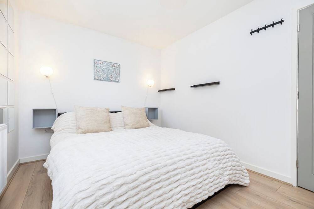 Bournecoast: Family Home In Cul-De-Sac With Garden - Parking - Wifi in Christchurch, Dorset