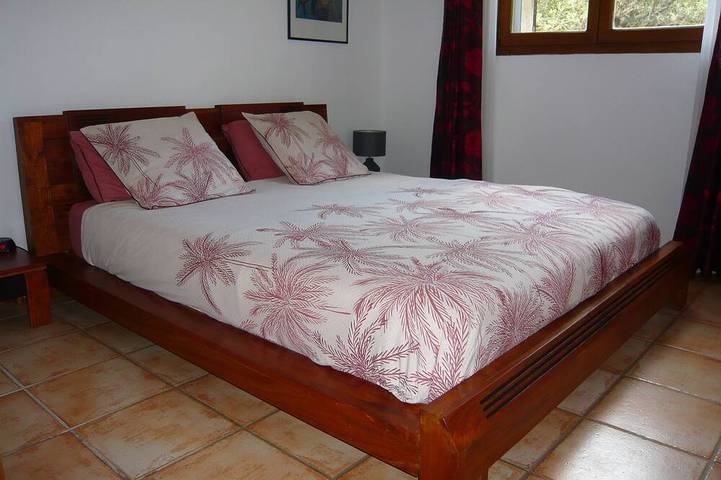 Location de vacances pour 2 personnes, avec terrasse et jardin à Ollioules - 2