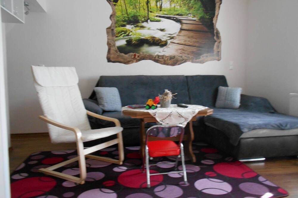 Ganze Wohnung, Ferienapartment und Monteurwohnung zwischen Goitzsche und Muldestausee in Pouch, Muldestausee