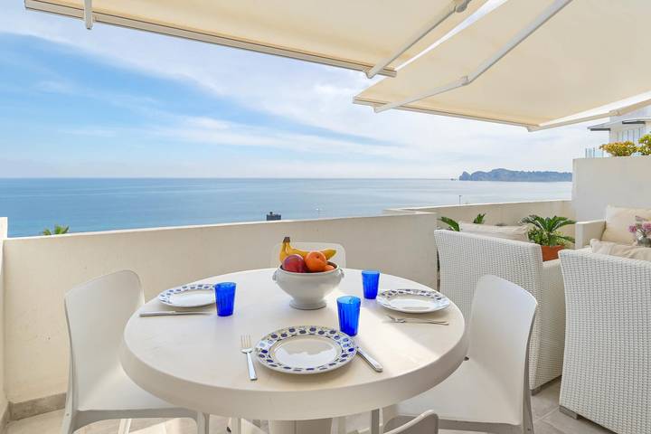Location de vacances pour 4 personnes, avec Vue sur l’océan et Piscine à Playa del Arenal