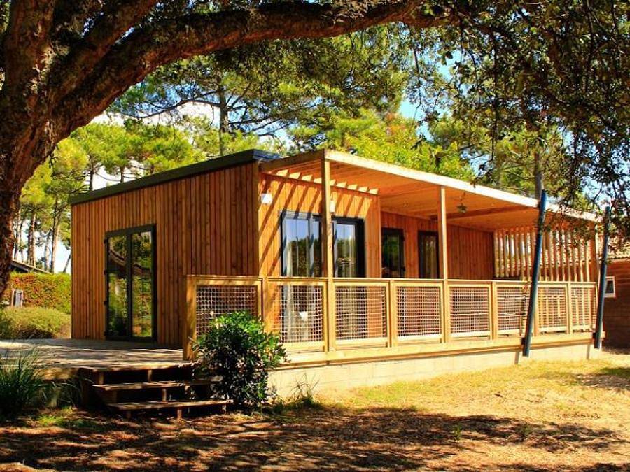 Camping Paradis La Marmotte - Chalet 4 personnes - 2 Confort in Mérens-les-Vals, Pyrénées